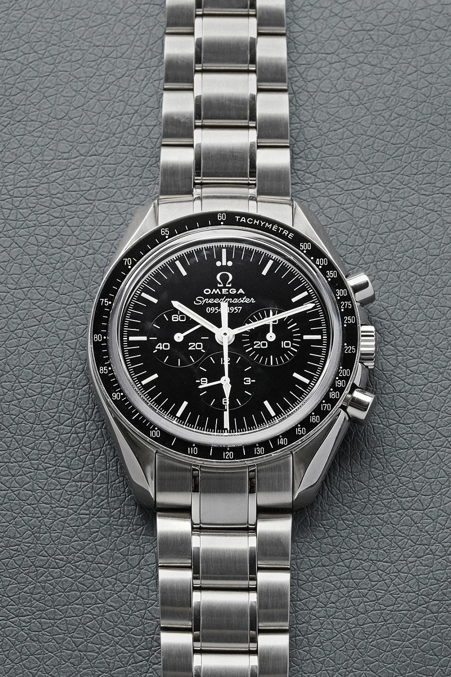 Speedmaster  "Limited Edition 0954/1957"