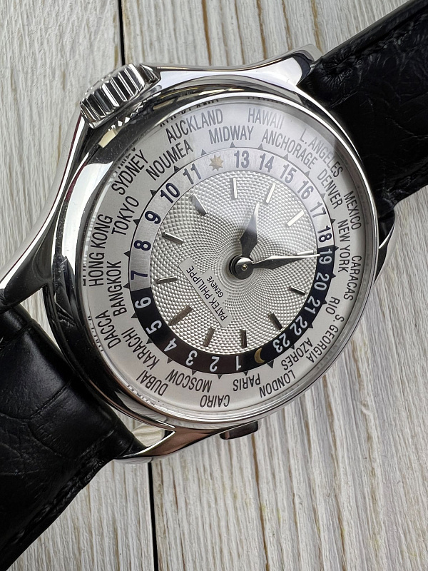 World Time 5110 White Gold