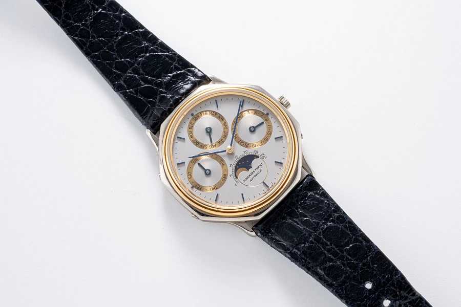 Quantième Perpetual Calendar Ref. 5557CA in 18k White and Yellow Gold
