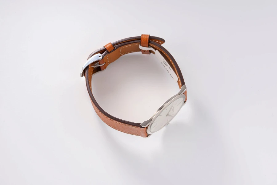 Ultra-Thin Dress Watch in 18k White Gold