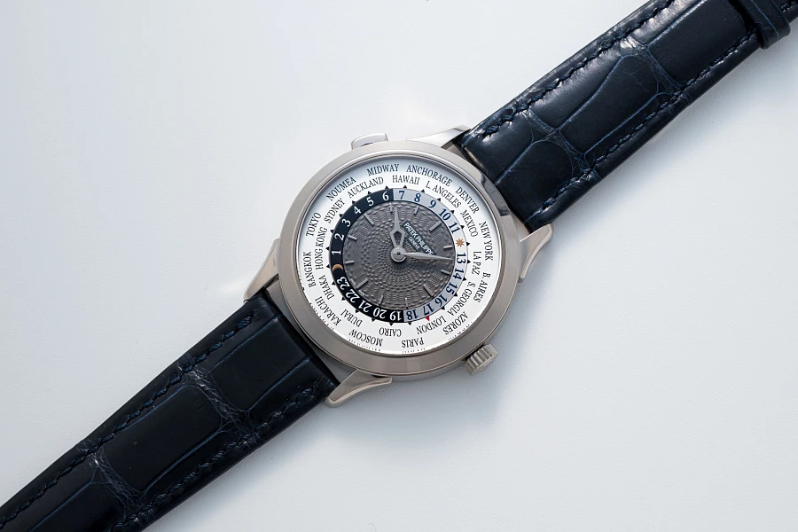 World Time Ref. 5230G in 18k White Gold