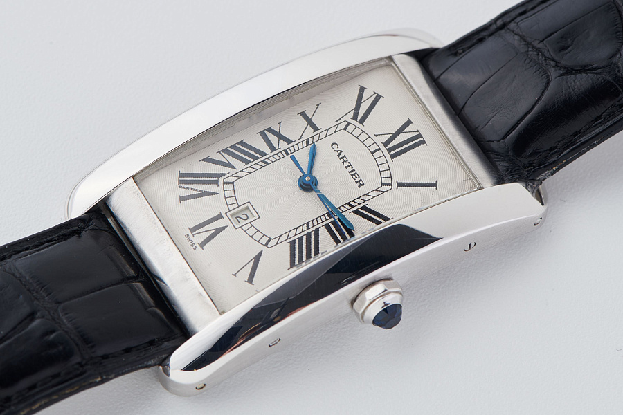 Tank Américaine Ref. 1741 in 18k White Gold
