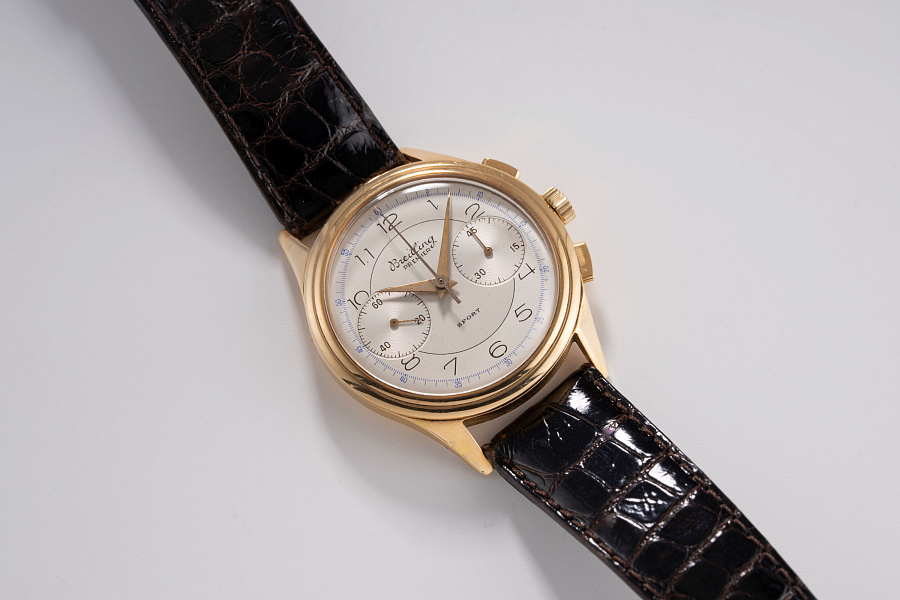 Premier Sport Chronograph in 18k Yellow Gold