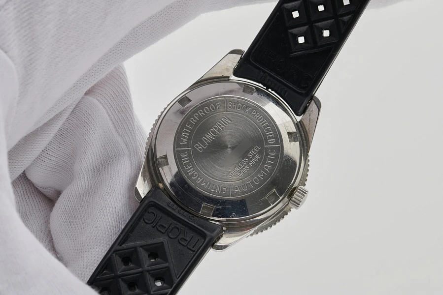 Bathyscaphe Diver