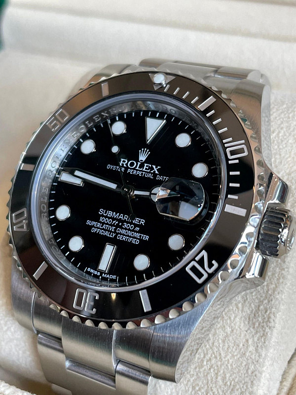 Submariner Date 116610LN