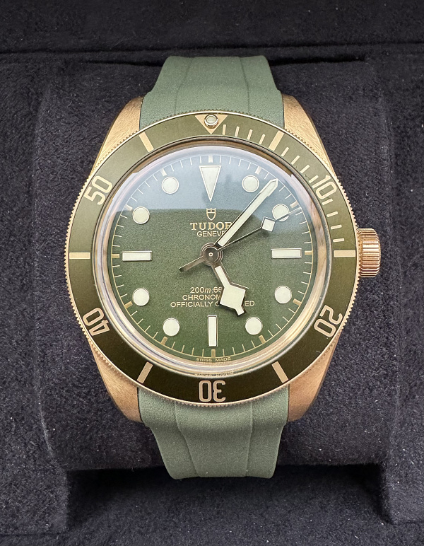 Black Bay 58 in 18k Yellow Gold