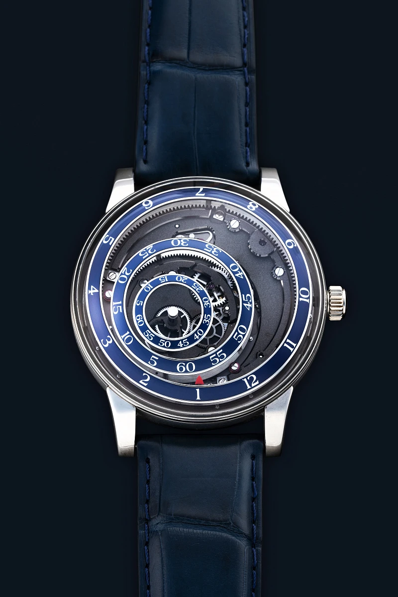 Une Folle Journée Blue in Titanium