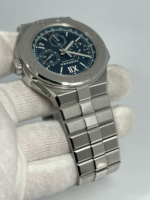 Alpine Eagle 44mm