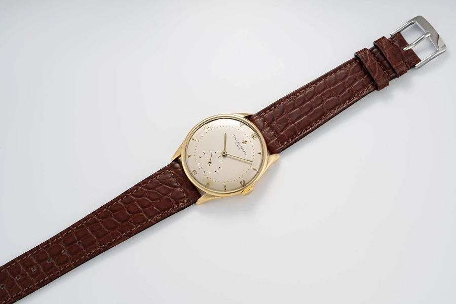 Jumbo Dress Watch in 18k Yellow Gold