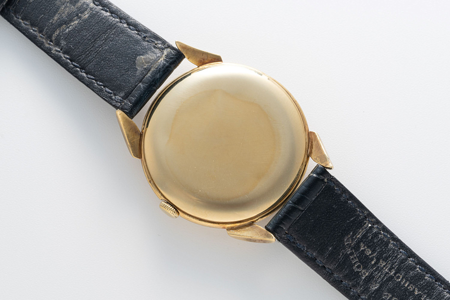 Cornes de Vache Dress Watch in 18k Yellow Gold