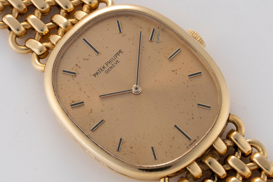 Ellipse Ref. 3848/001 in 18k Yellow Gold