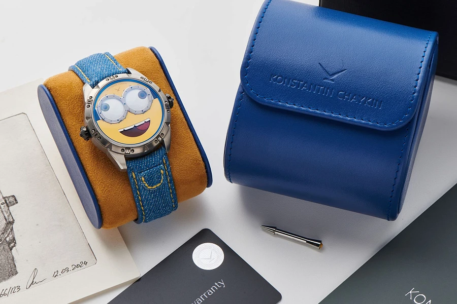 Wristmons 'Minion' in Titanium