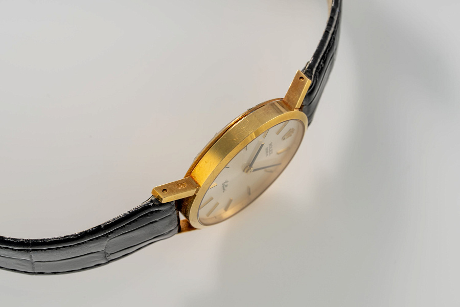 Ladies Cellini Ref. 4109 in 18k Yellow Gold