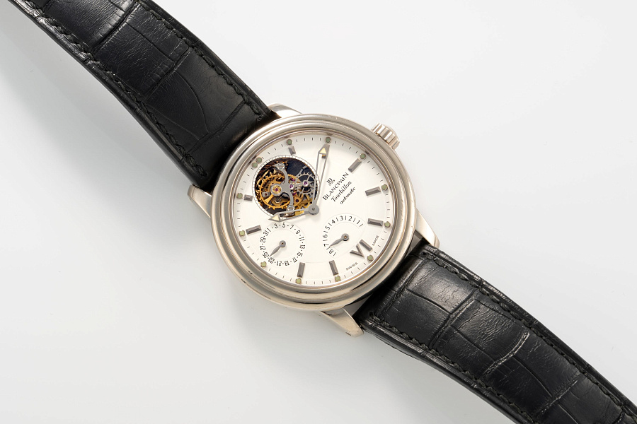 Leman Tourbillon in 18k White Gold