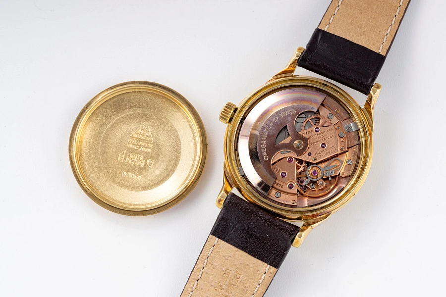 Constellation Ref. 168005-6 in 18k Yellow Gold