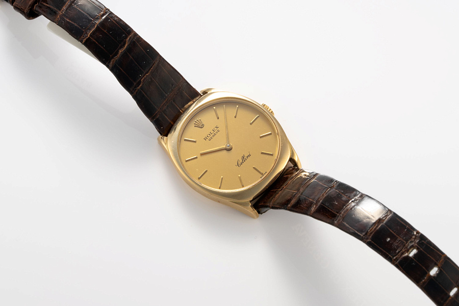 Ladies Cellini Ref. 4129 in 18k Yellow Gold