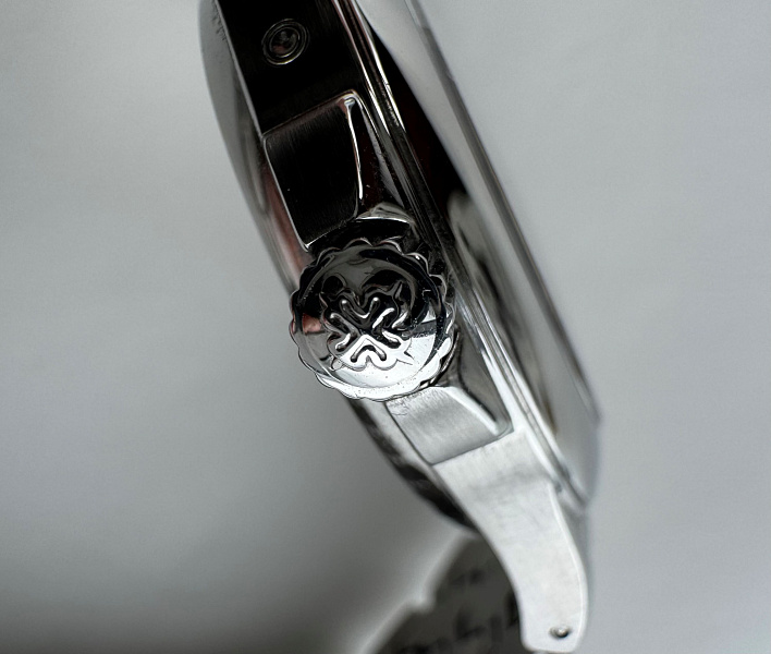 Neptune Power Reserve Moonphase 5085