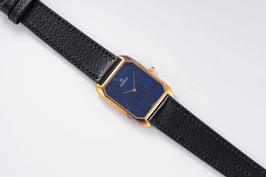 Angular Tank with Lapis Lazuli Dial in 14k Yellow Gold