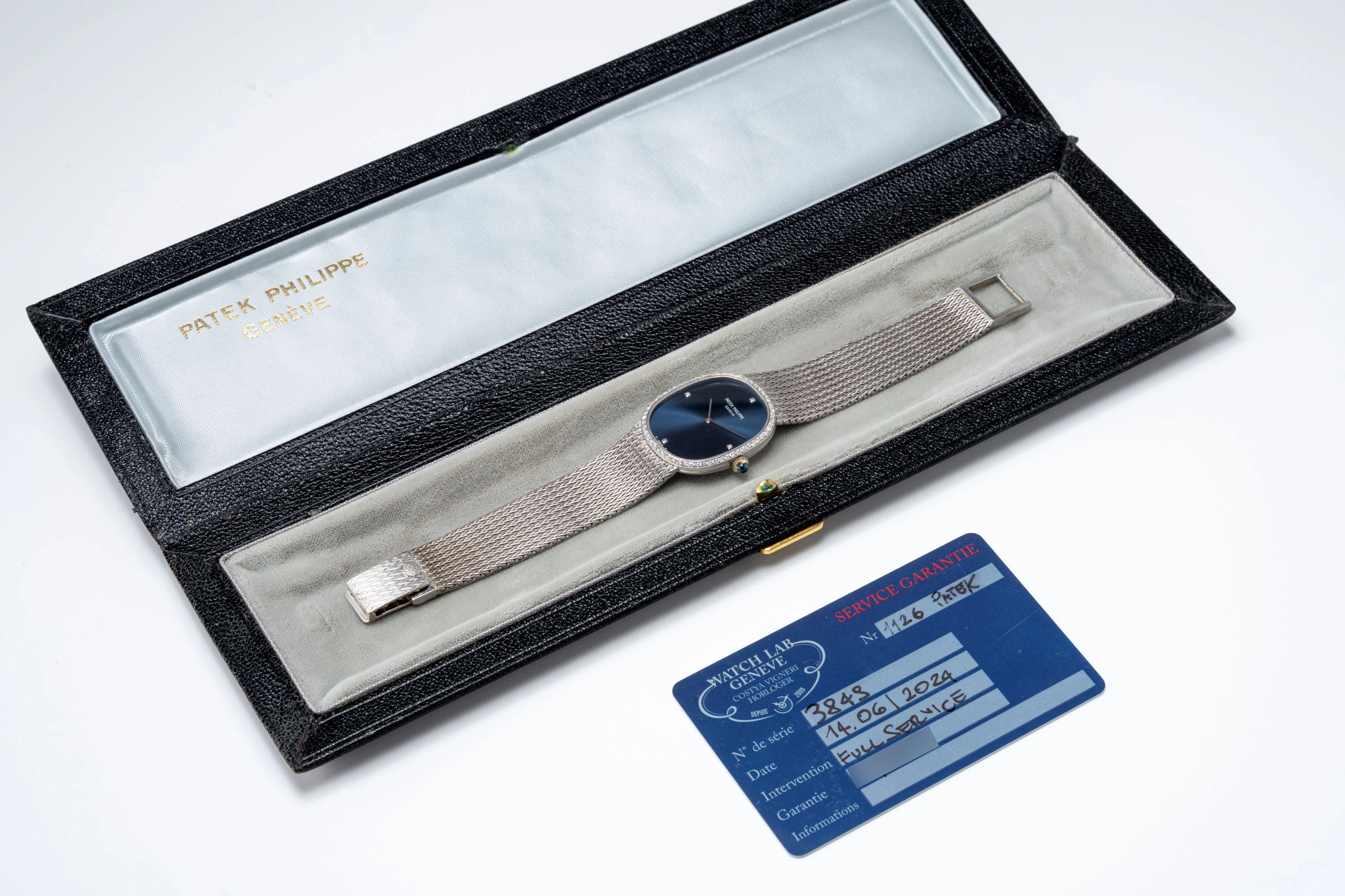 Ellipse Ref. 3849 in 18k White Gold with Diamonds