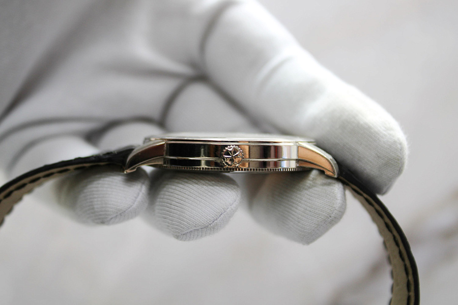 Patrimony Traditionnelle Date Automatic White Gold