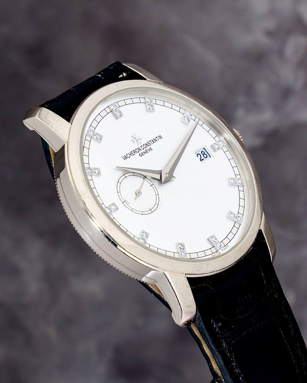 Patrimony Traditionnelle Date Automatic White Gold