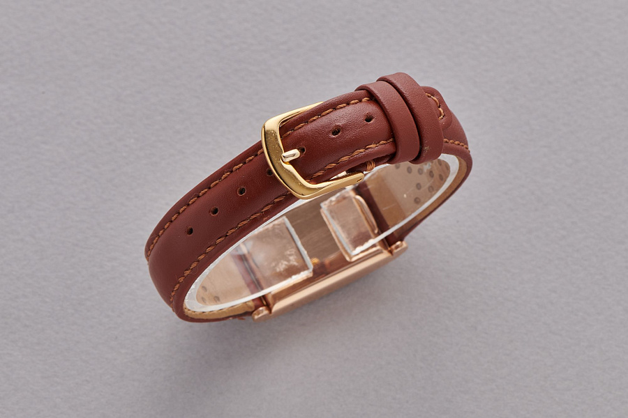 Rectangular Dress Watch in 18K Rose Gold
