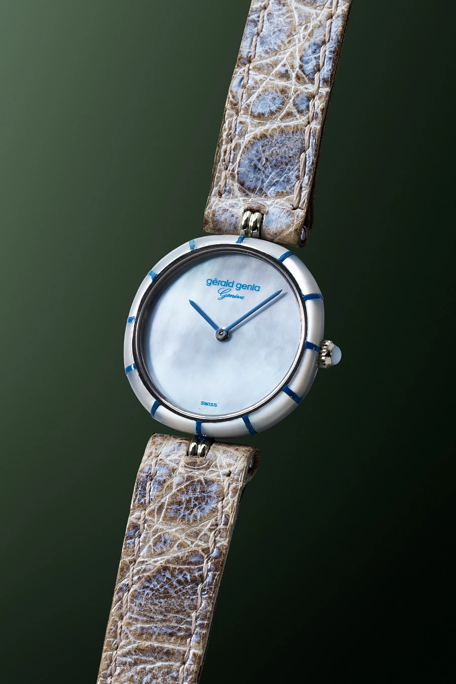 Piece Unique Abalone Ref. G2727 in 18k White Gold