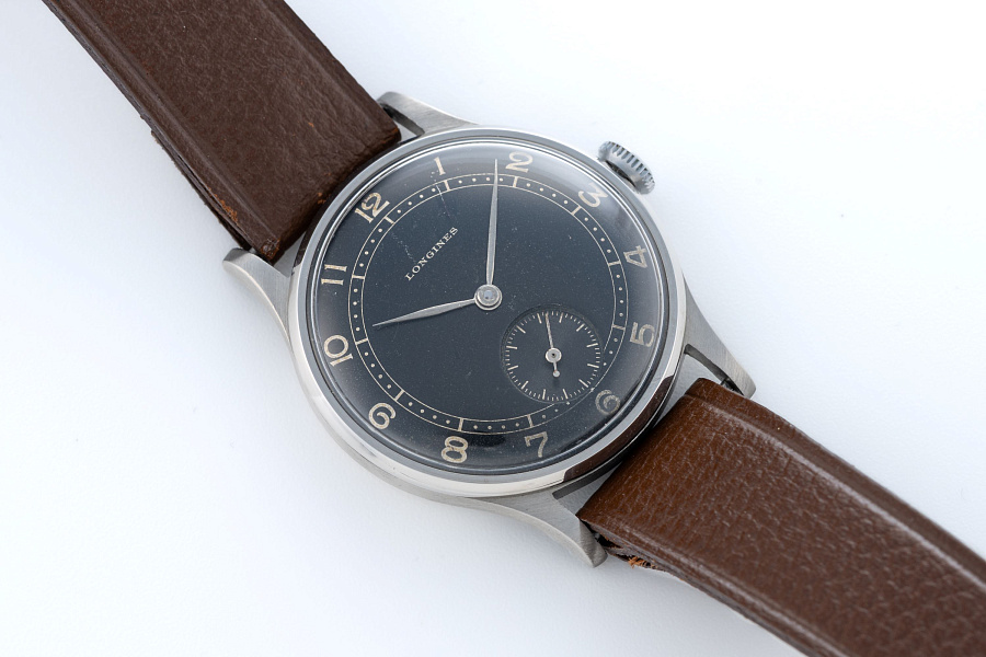 Gilt Dial Dress Watch Ref. 132 in Stainless Steel