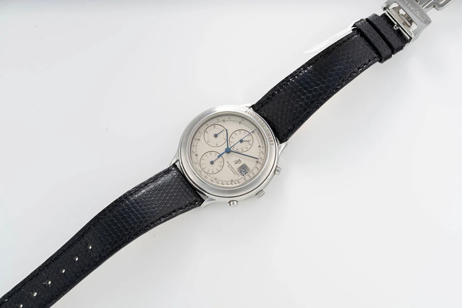 Huitième Chronograph Ref. 25644 in Stainless Steel