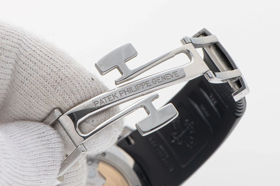 Aquanaut Travel Time Ref. 5164A-001 in Stainless Steel