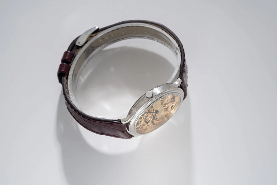 Mercedes Benz 500K Roadster in Platinum