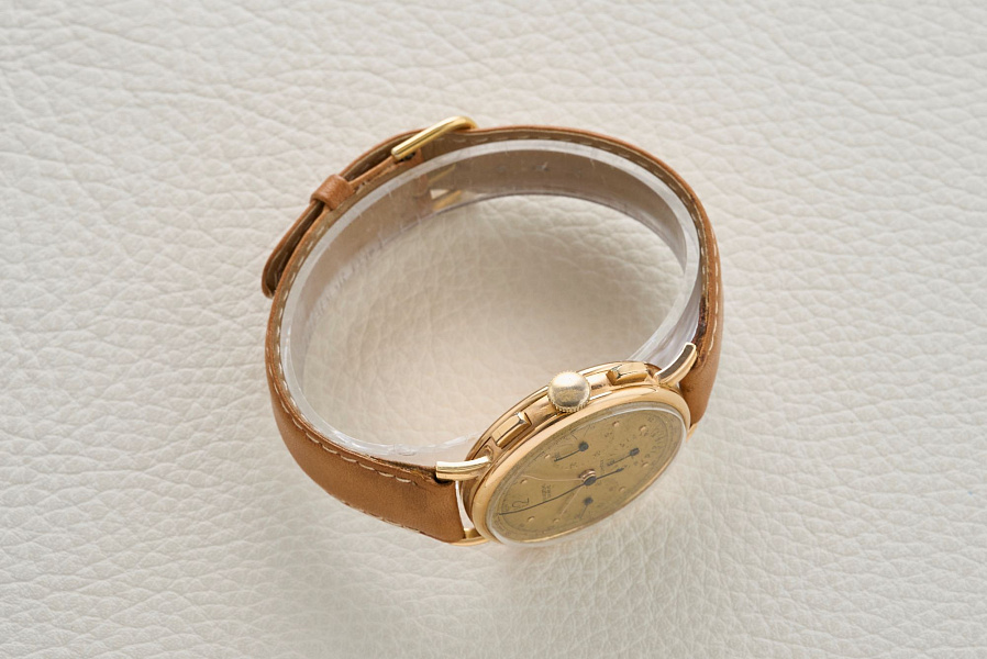 Compax Rosé Gold Chronograph