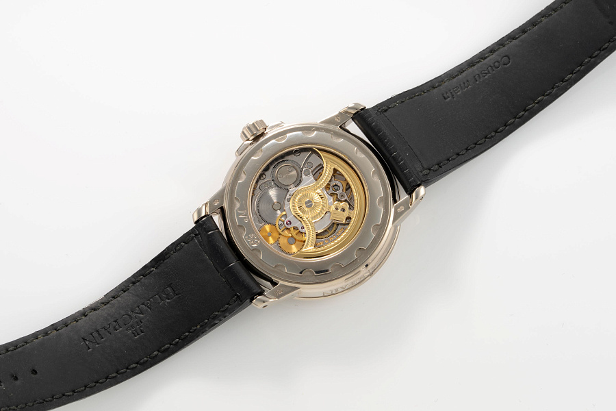 Leman Tourbillon in 18k White Gold