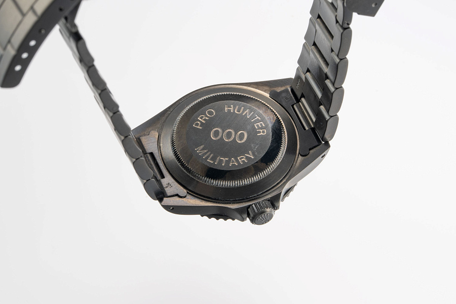Pro-Hunter Ref. 14060 in DLC-Coated Stainless Steel