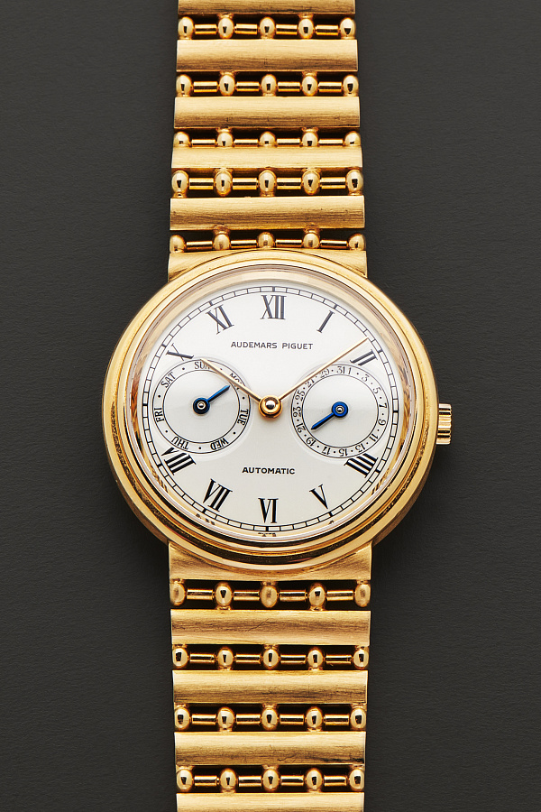 Day-Date Ref. 25573BA on a Special Ladder Bracelet in 18k Yellow Gold