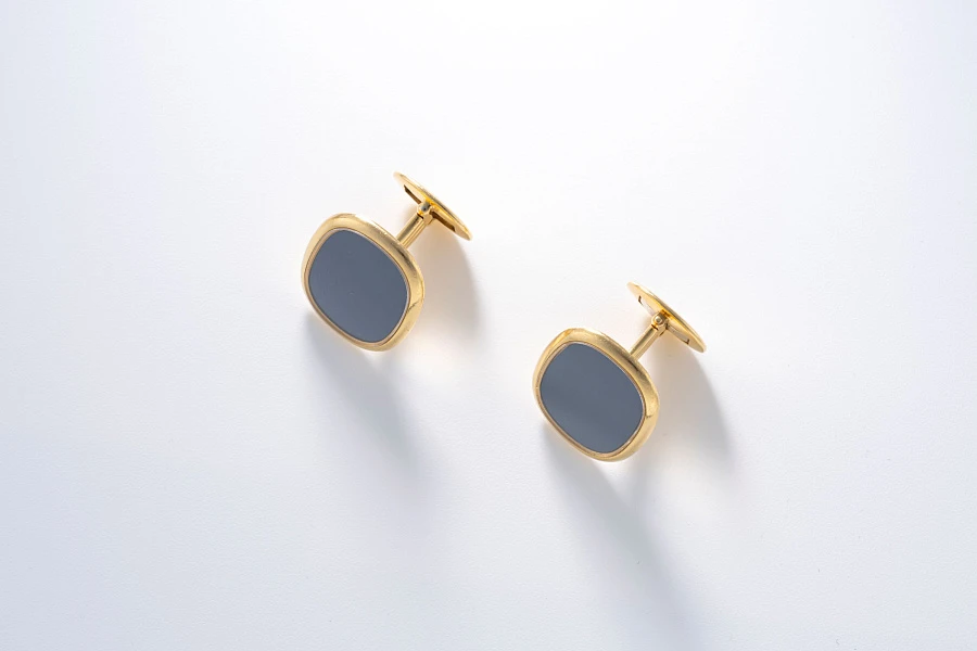Ellipse Cuff Links and Keychain in 18k Yellow Gold