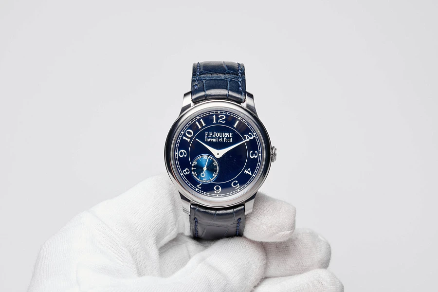 Chronometre Bleu