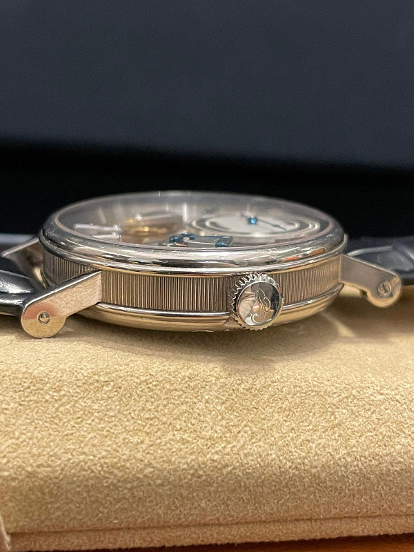 Tradition 7057 Manual Wind White Gold