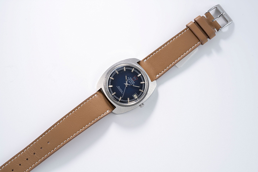 Genève Electronic F300Hz Cushion Case Ref. 198.030 in Stainless Steel