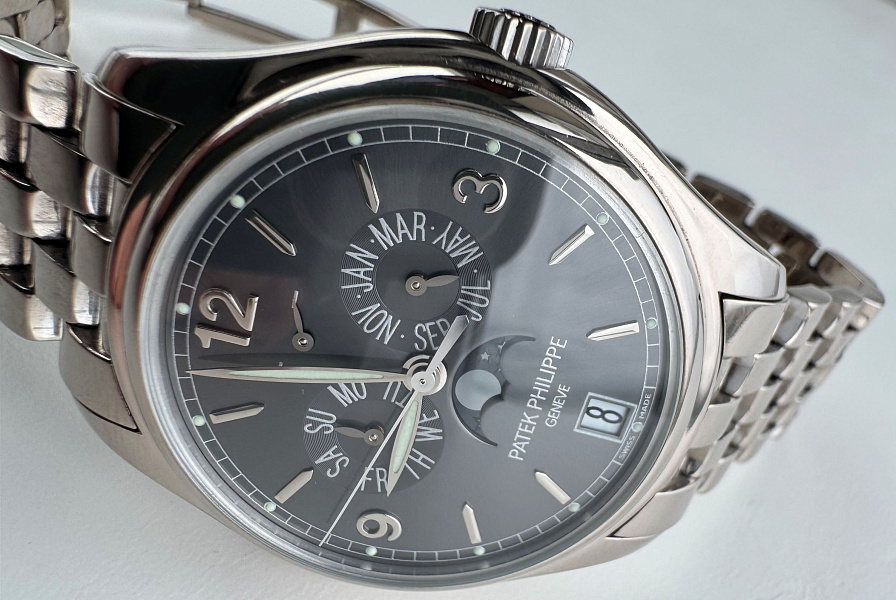 Annual Calendar Ref. 5146 in 18k White Gold