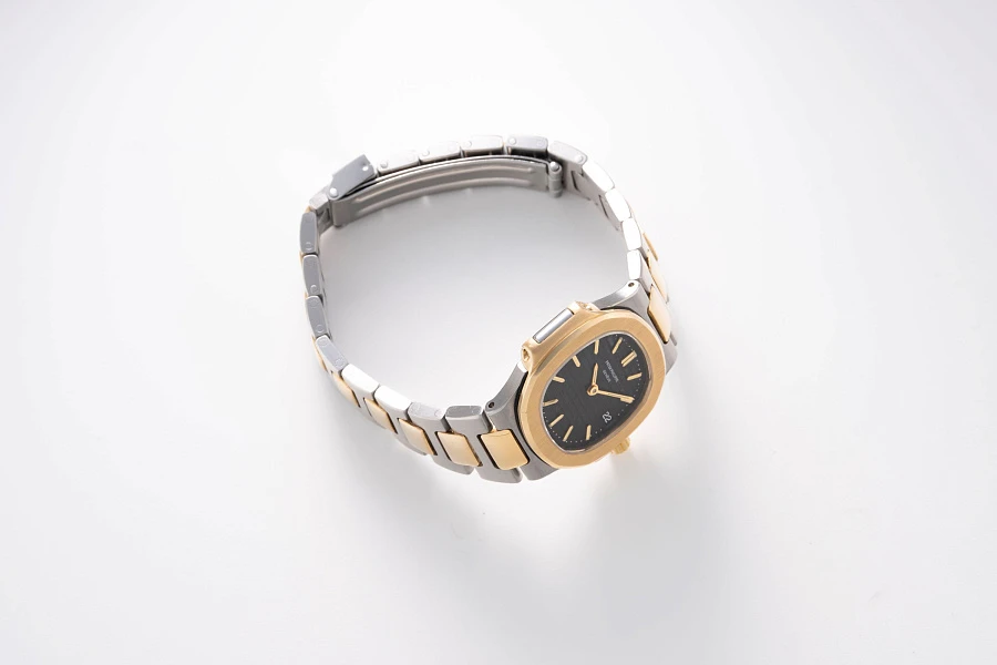 Nautilus Ref. 4700 in Stainless Steel and 18k Yellow Gold