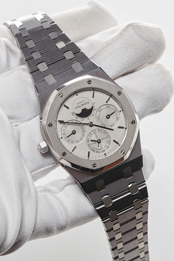 Audemars Piguet Royal Oak Perpetual Tantalum/Platinum