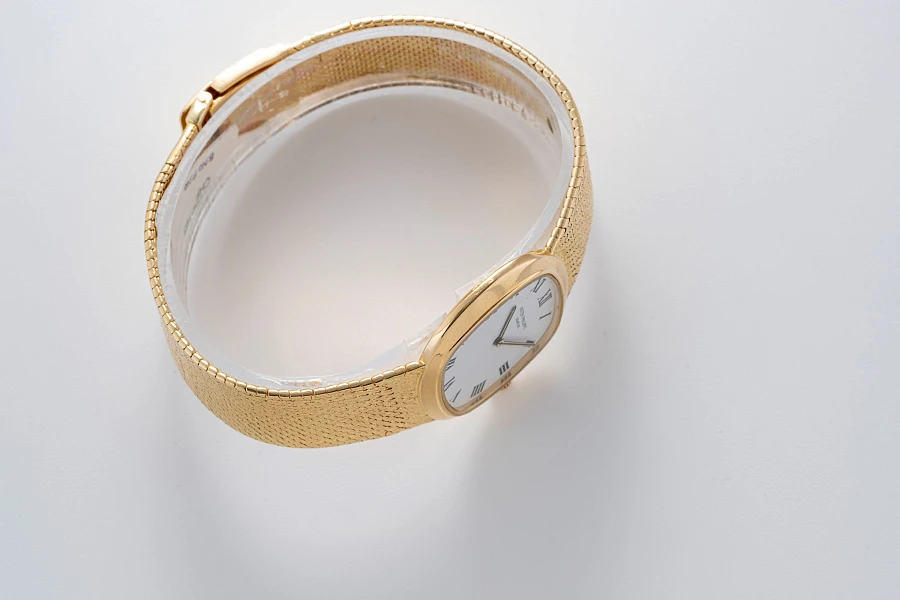 TV Dial Ref. 4115 in 18k Yellow Gold