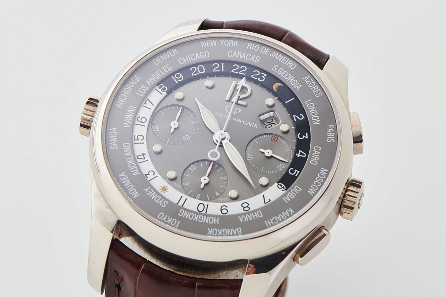 Chronograph World Timer in 18k White Gold