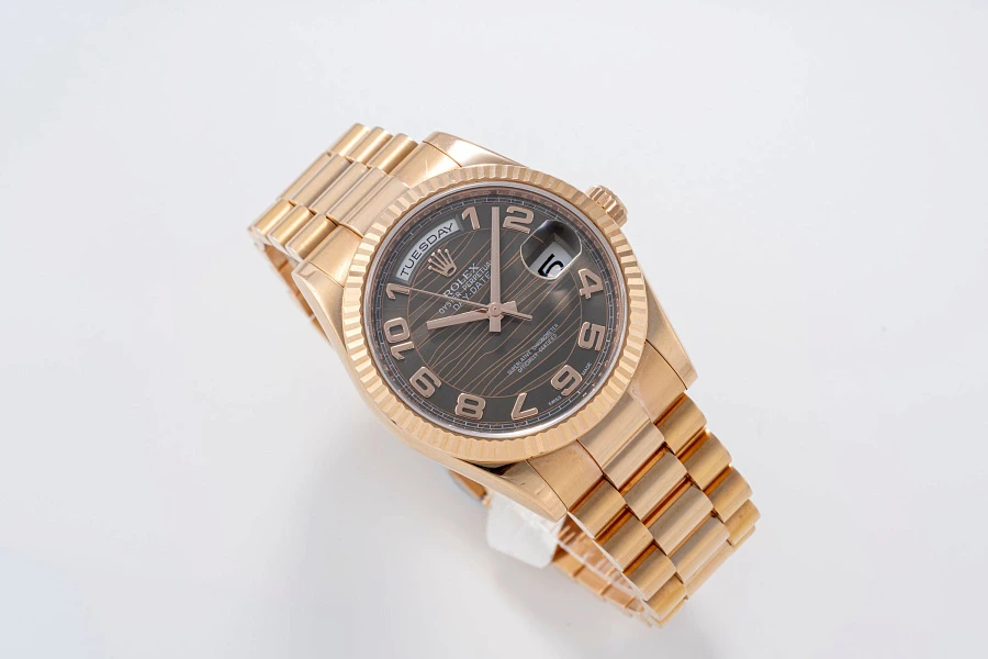 Day-Date Ref. 118235 in 18k Rose Gold