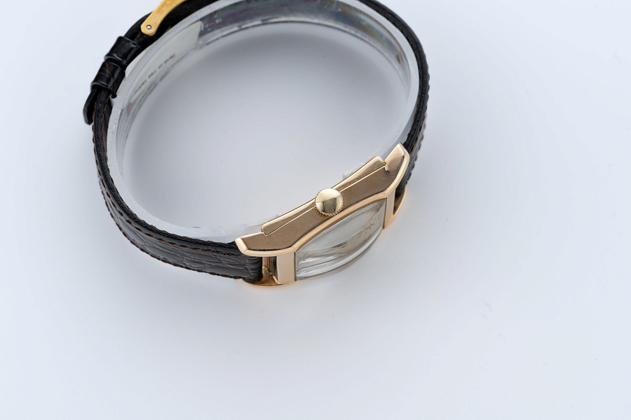 Tank in 14k Yellow Gold