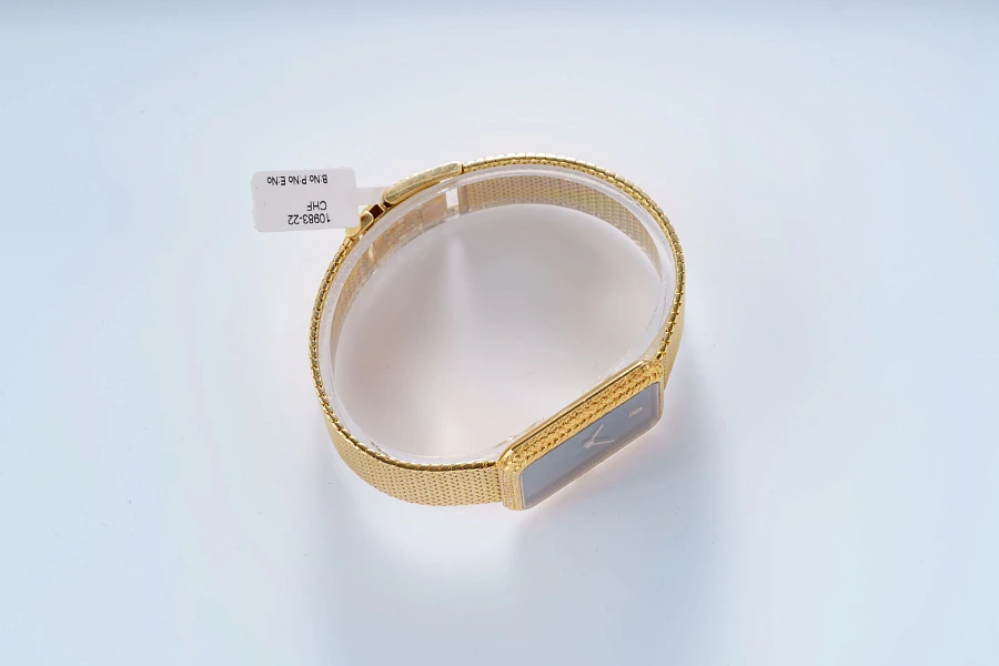 Rectangular Dress Watch in 18k Yellow Gold