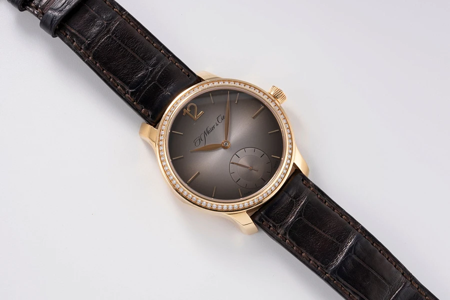 Endeavour Ref. 1321-0114 in 18k Rose Gold