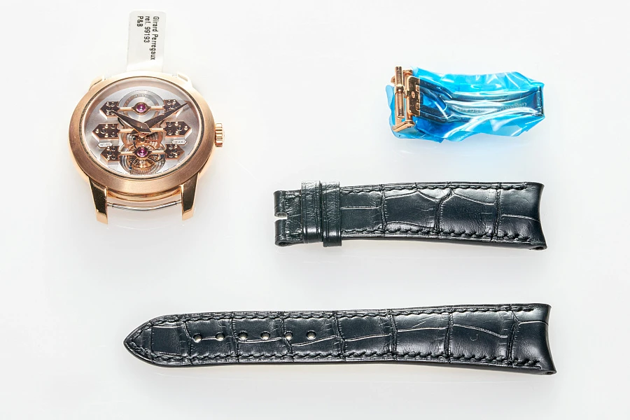 Girard-Perregaux Golden Bridge Tourbillon