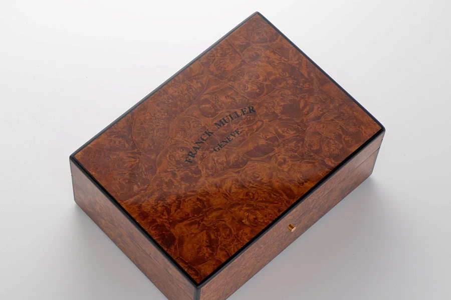 Chronograph Ref. 2870 NA in 18k Yellow Gold